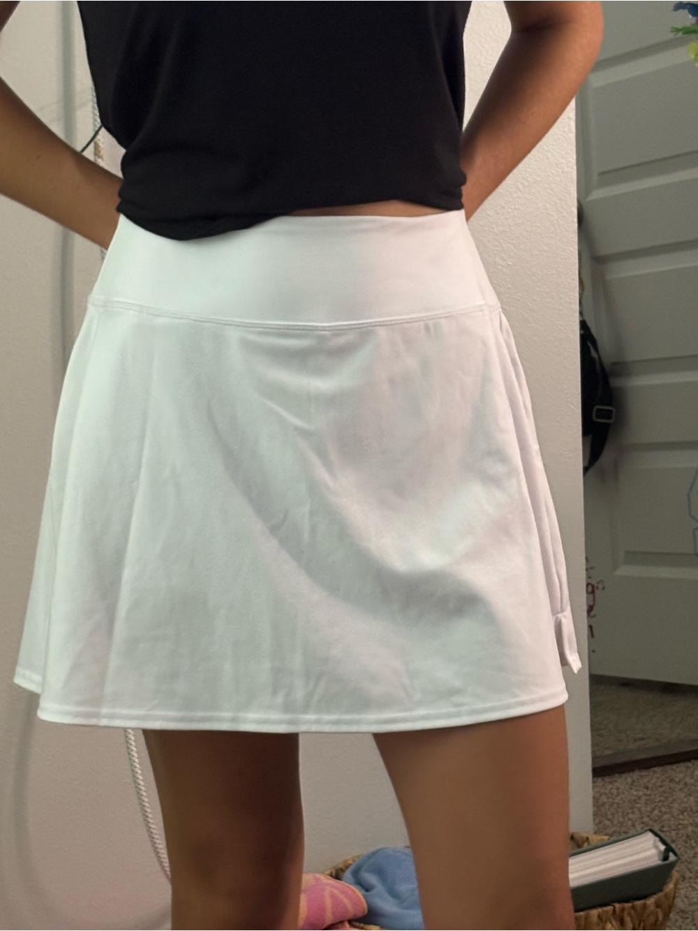 DSG White Skort Activewear, Vacation, Beach Wear Small New